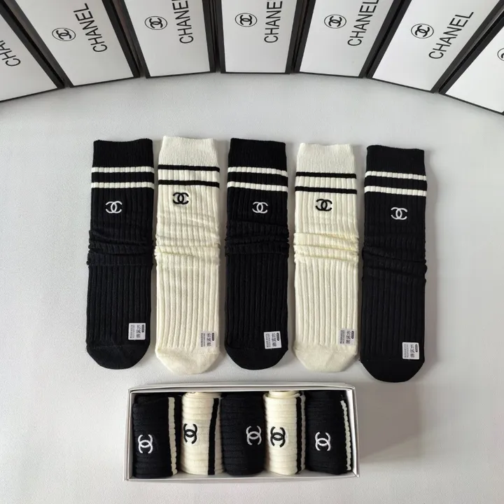 スーパーコピー シャネル 靴下