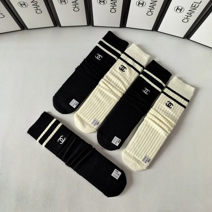スーパーコピー シャネル 靴下