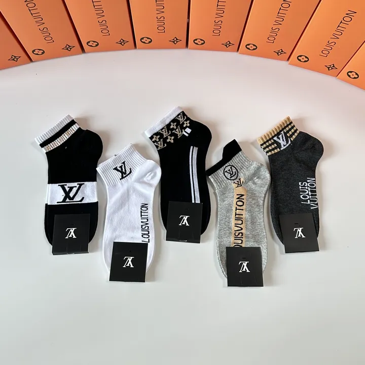 スーパーコピー ルイヴィトン 靴下