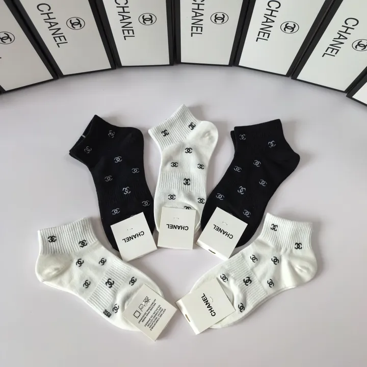 スーパーコピー シャネル 靴下