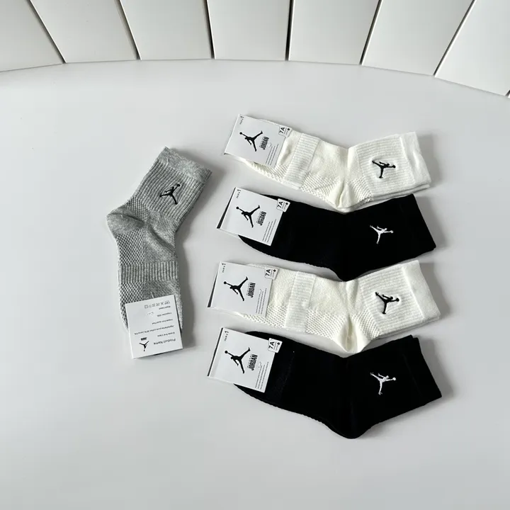 スーパーコピー エアジョーダン 靴下