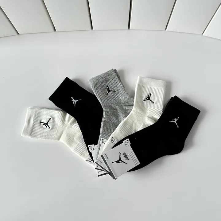 スーパーコピー エアジョーダン 靴下