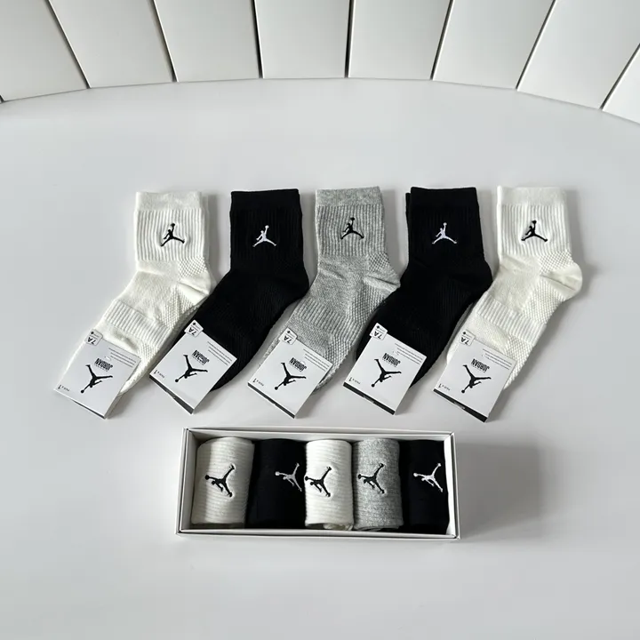 スーパーコピー エアジョーダン 靴下