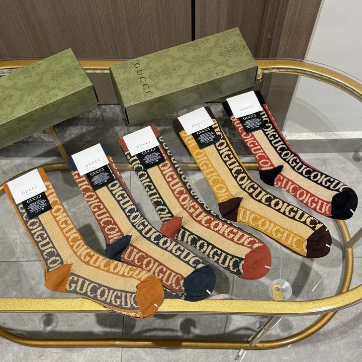スーパーコピー グッチ 靴下