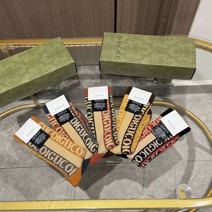 スーパーコピー グッチ 靴下