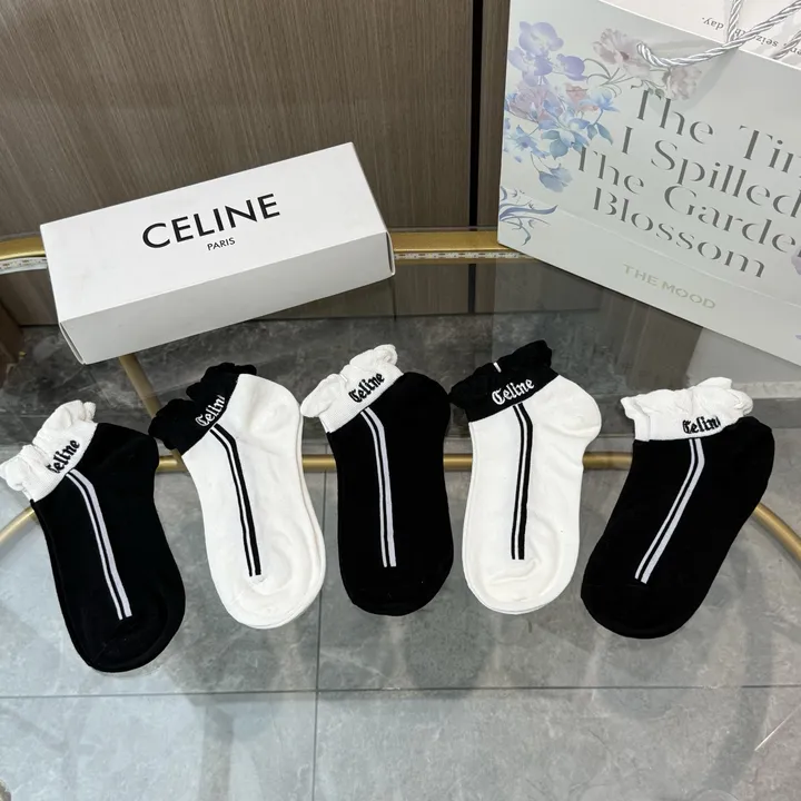 スーパーコピー セリーヌ 靴下