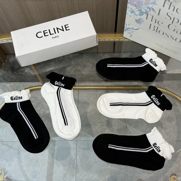 スーパーコピー セリーヌ 靴下
