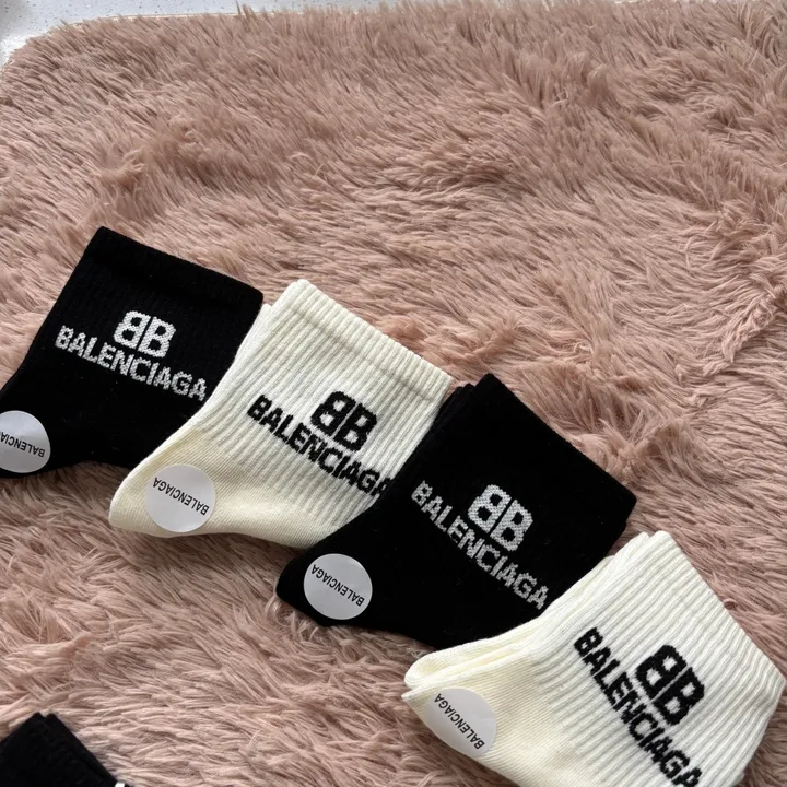 スーパーコピー セリーヌ 靴下