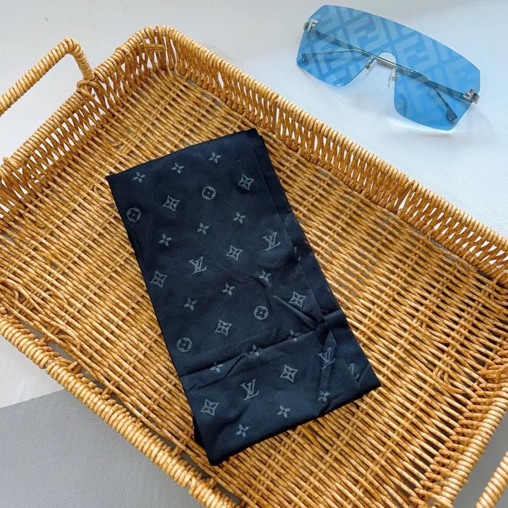 スーパーコピー ルイヴィトン 靴下