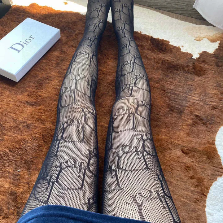 スーパーコピー ディオール 靴下