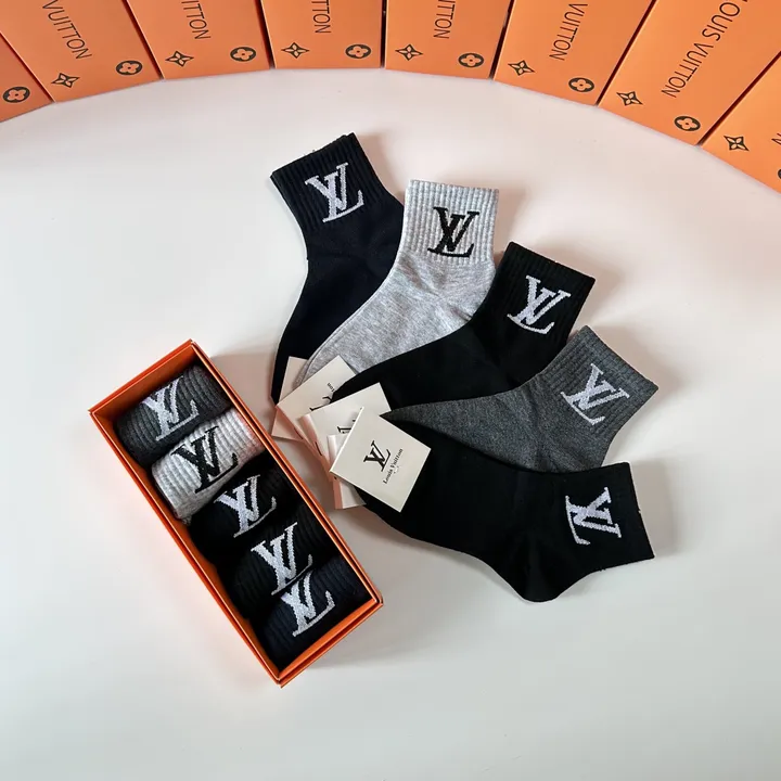 スーパーコピー ルイヴィトン 靴下