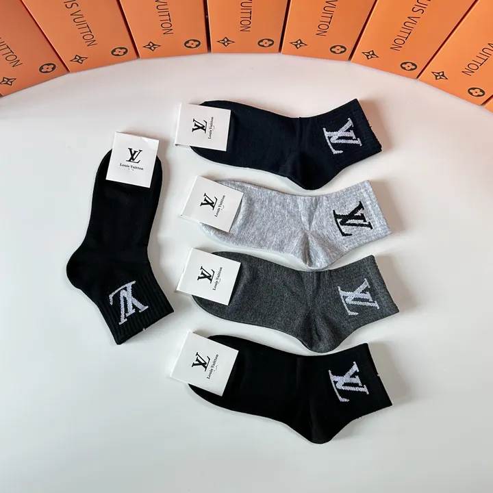 スーパーコピー ルイヴィトン 靴下