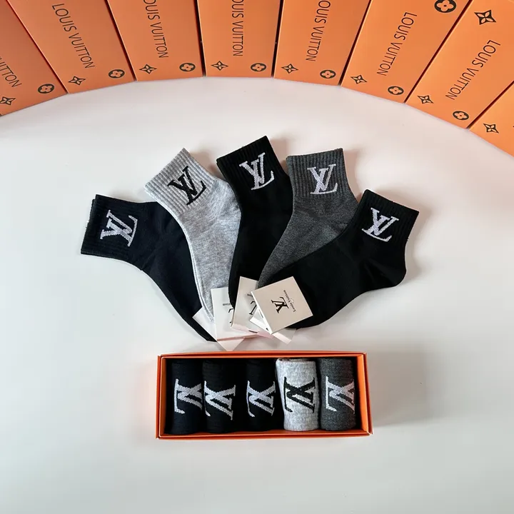 スーパーコピー ルイヴィトン 靴下