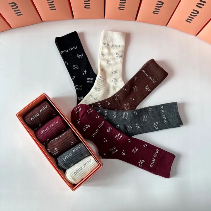 スーパーコピー ミュウミュウ 靴下