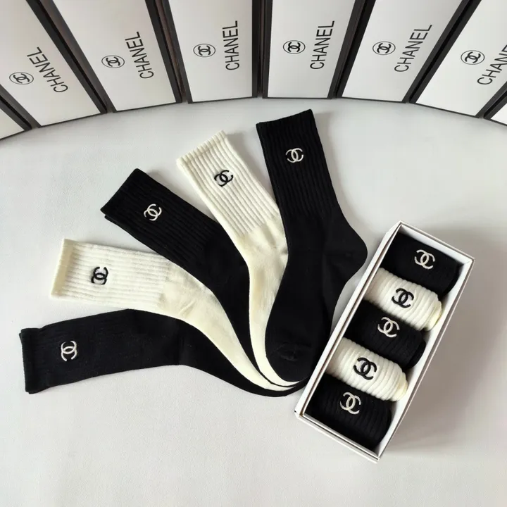 スーパーコピー シャネル 靴下