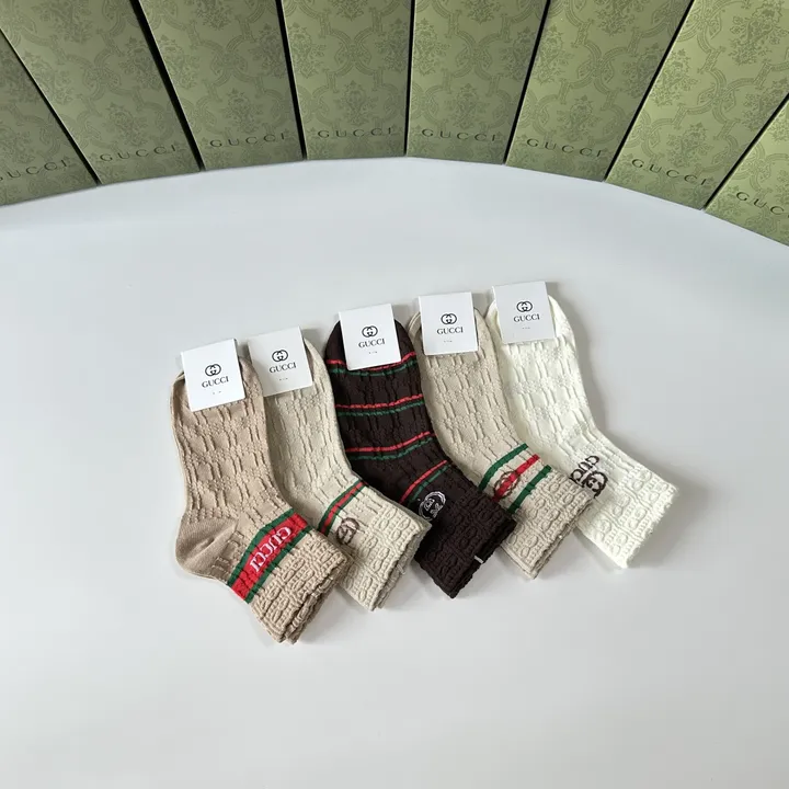 スーパーコピー グッチ 靴下