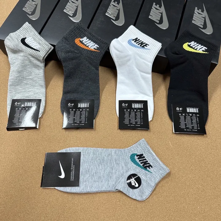 スーパーコピー ナイキ 靴下
