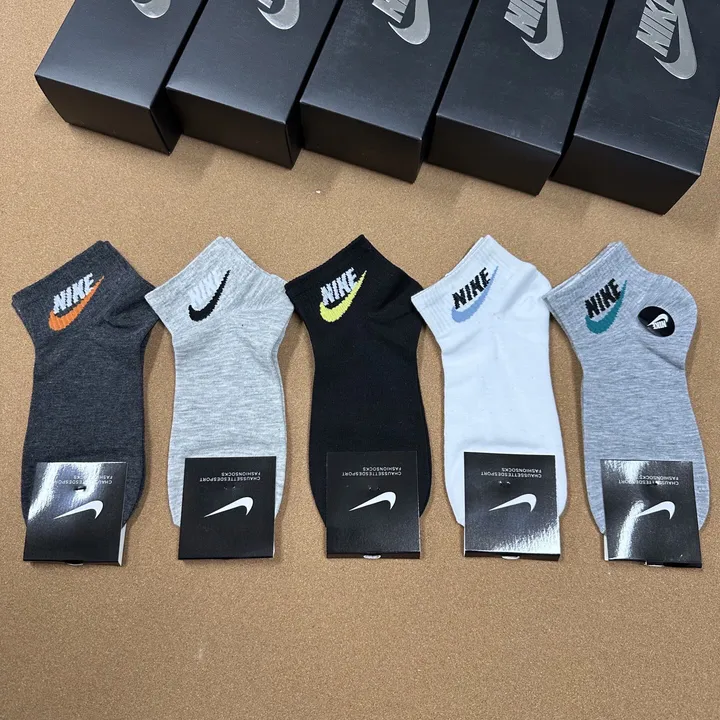 スーパーコピー ナイキ 靴下