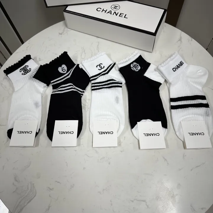 スーパーコピー シャネル 靴下