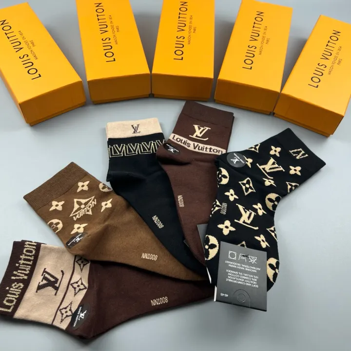 スーパーコピー ルイヴィトン 靴下