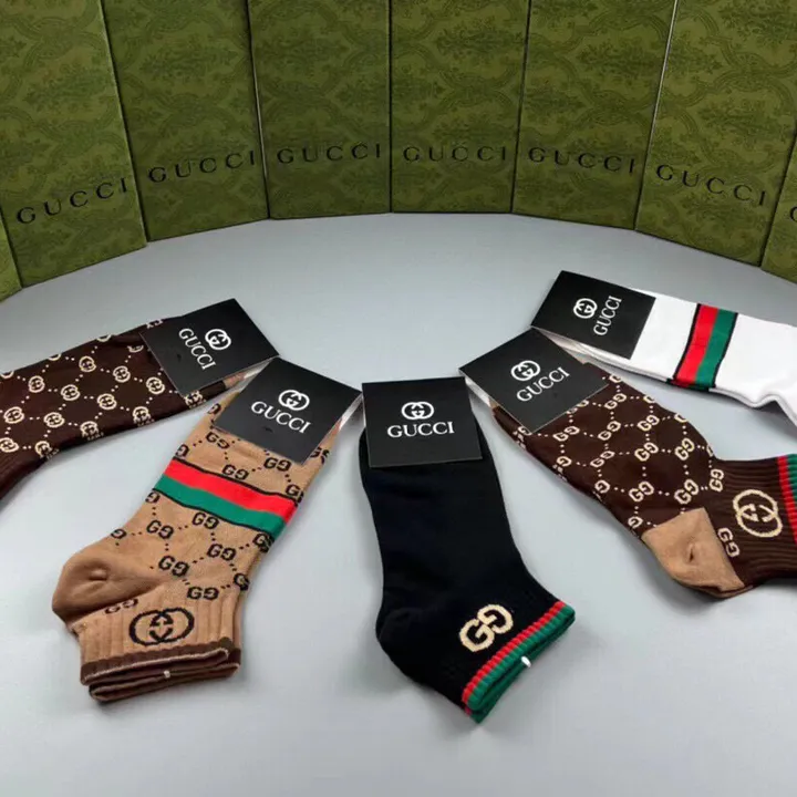 スーパーコピー グッチ 靴下