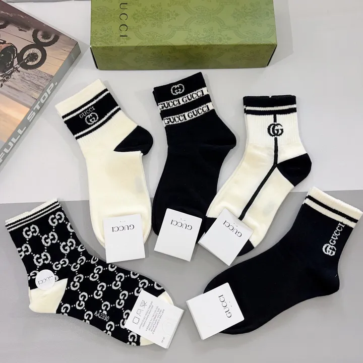 スーパーコピー グッチ 靴下