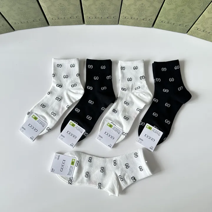 スーパーコピー グッチ 靴下