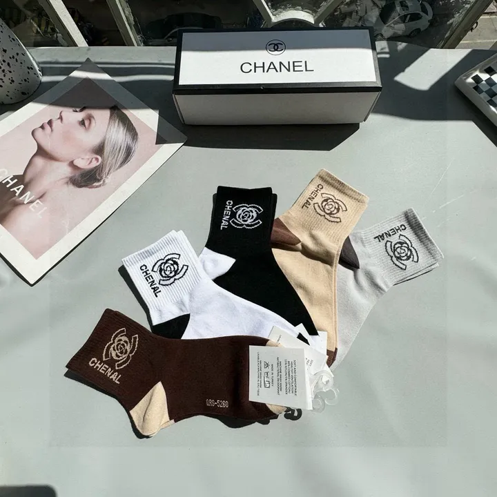 スーパーコピー シャネル 靴下