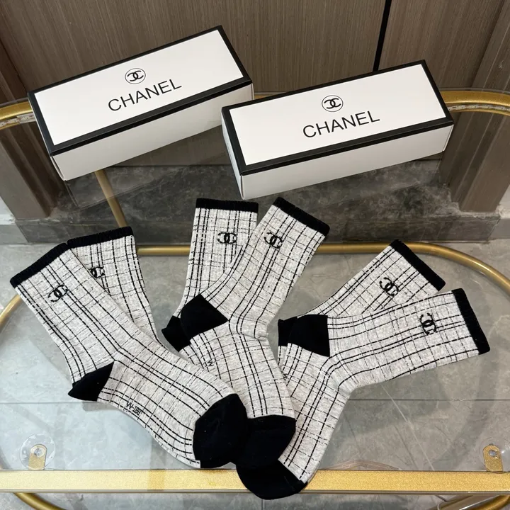 スーパーコピー シャネル 靴下