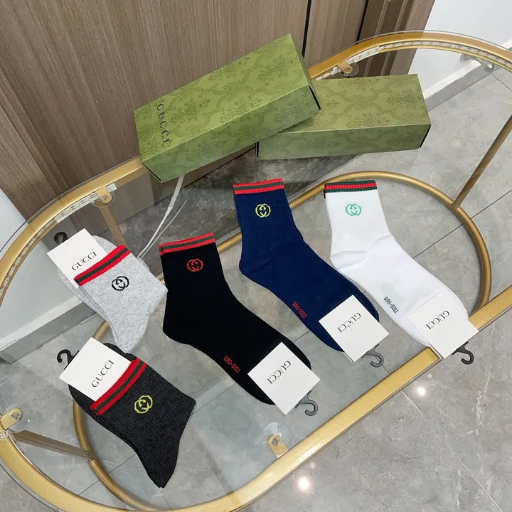 スーパーコピー グッチ 靴下