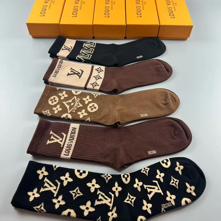スーパーコピー ルイヴィトン 靴下