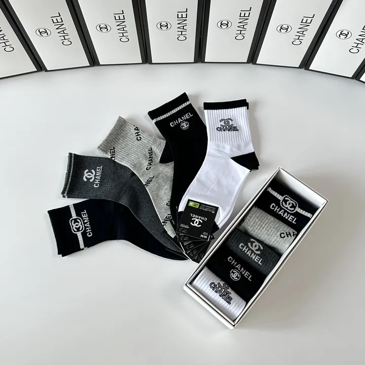 スーパーコピー シャネル 靴下
