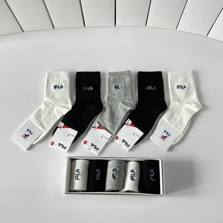 スーパーコピー アディダス 靴下