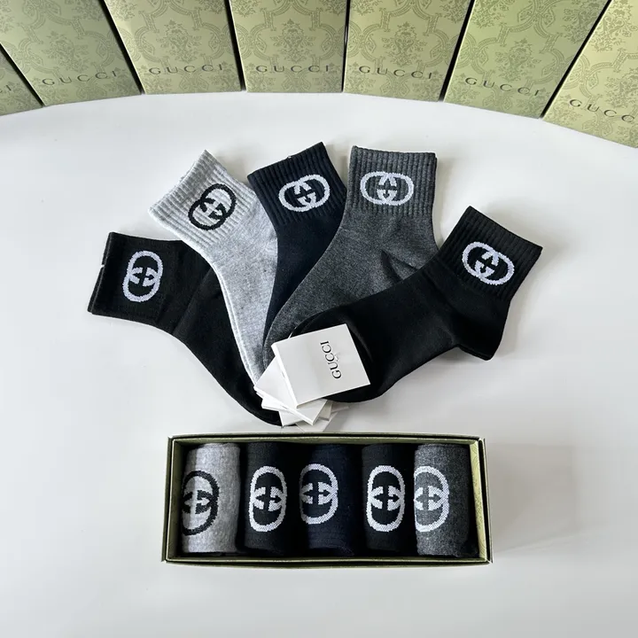 スーパーコピー グッチ 靴下