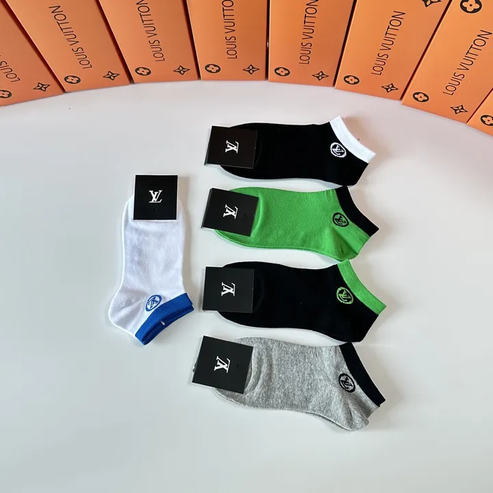スーパーコピー ルイヴィトン 靴下