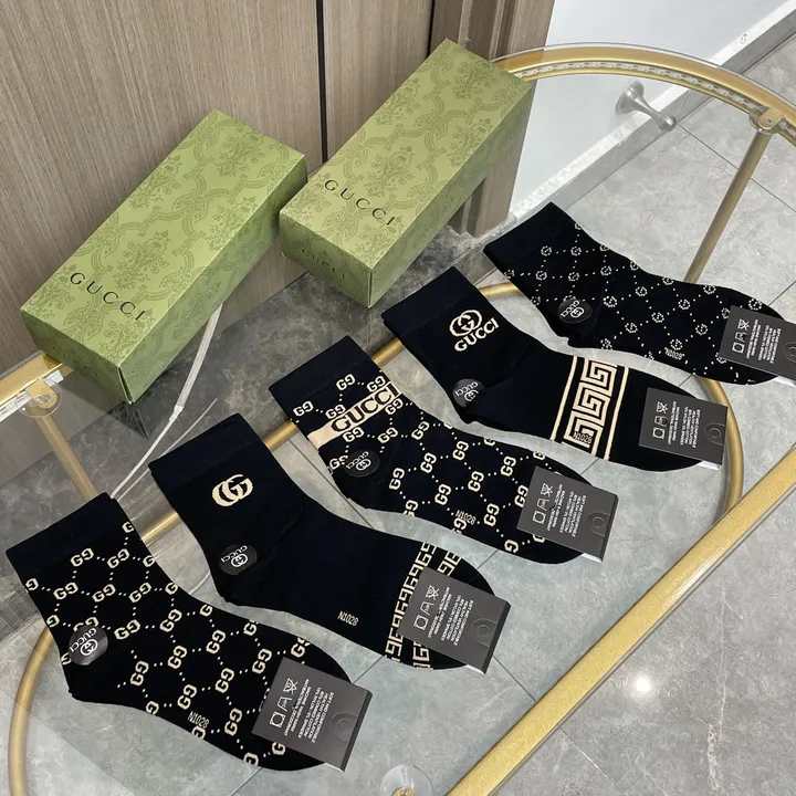 スーパーコピー グッチ 靴下