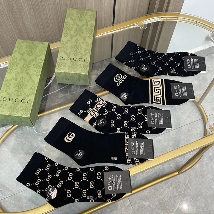 スーパーコピー グッチ 靴下