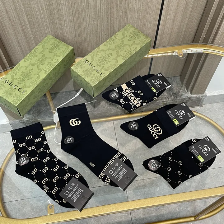 スーパーコピー グッチ 靴下