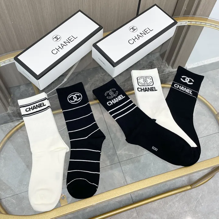 スーパーコピー シャネル 靴下