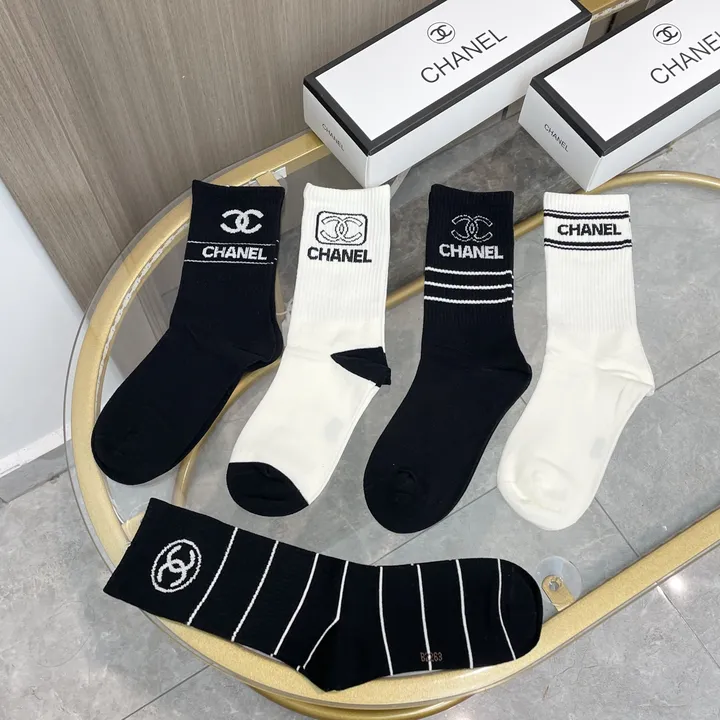 スーパーコピー シャネル 靴下