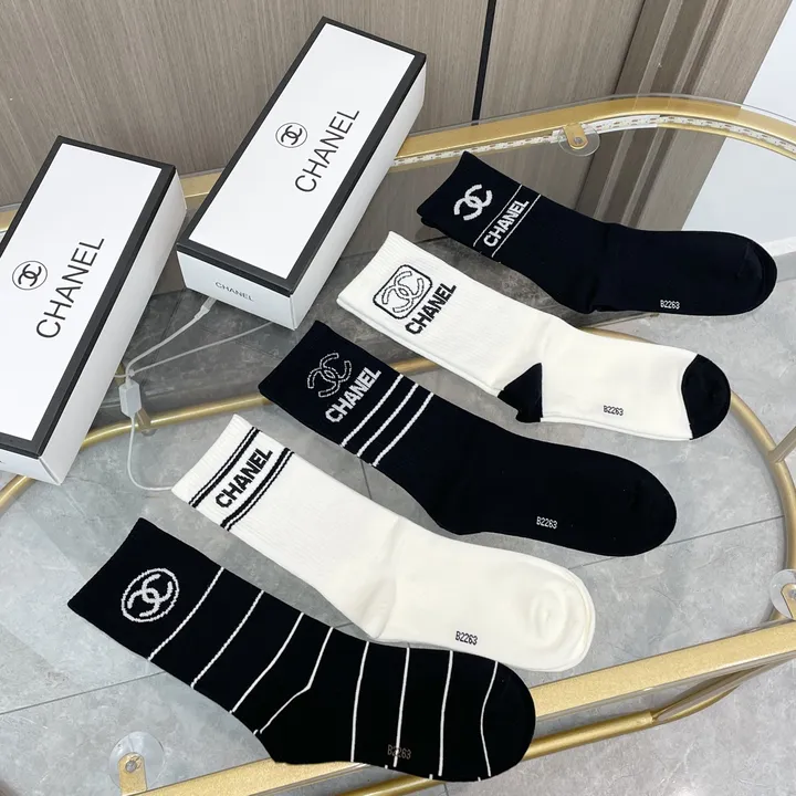 スーパーコピー シャネル 靴下