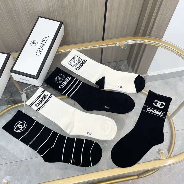 スーパーコピー シャネル 靴下