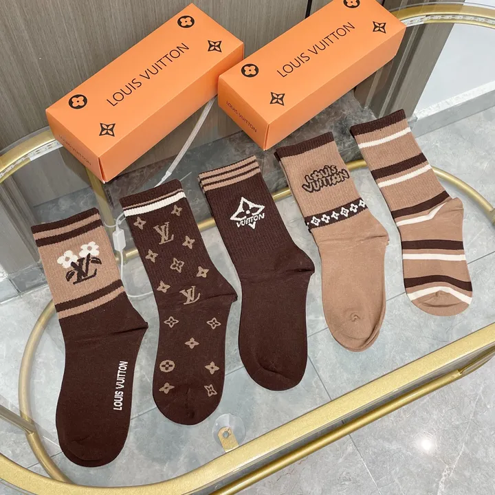 スーパーコピー ルイヴィトン 靴下