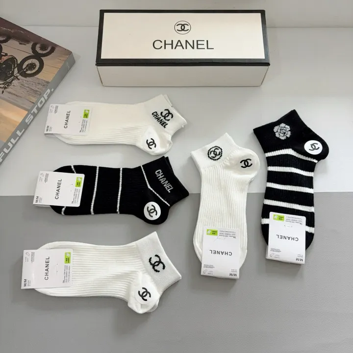 スーパーコピー シャネル 靴下