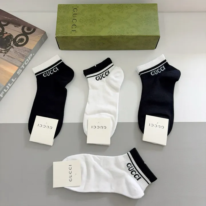 スーパーコピー グッチ 靴下