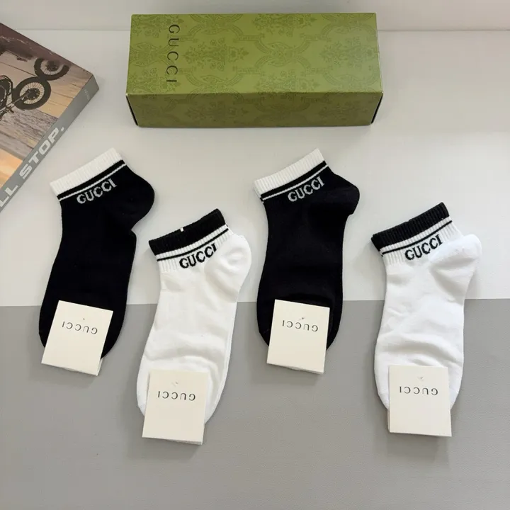 スーパーコピー グッチ 靴下