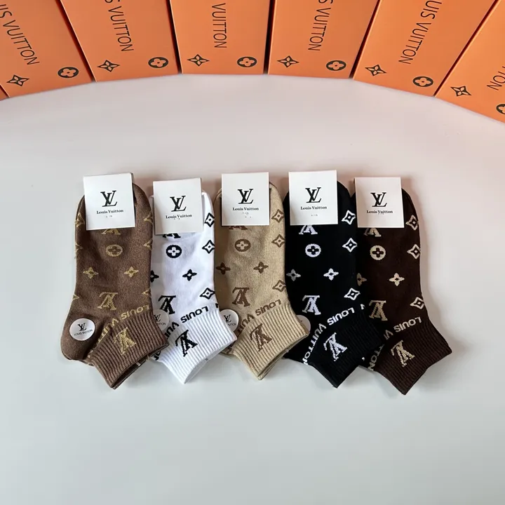 スーパーコピー ルイヴィトン 靴下