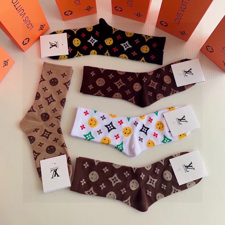 スーパーコピー ルイヴィトン 靴下