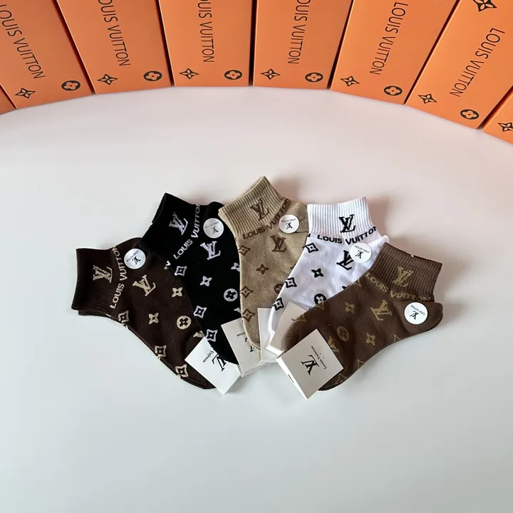 スーパーコピー ルイヴィトン 靴下