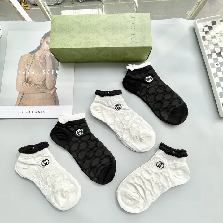 スーパーコピー グッチ 靴下